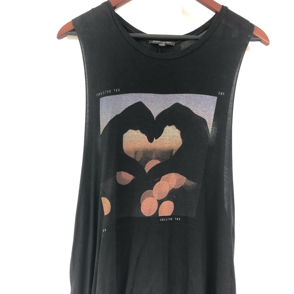 Light weight black Muscle tee